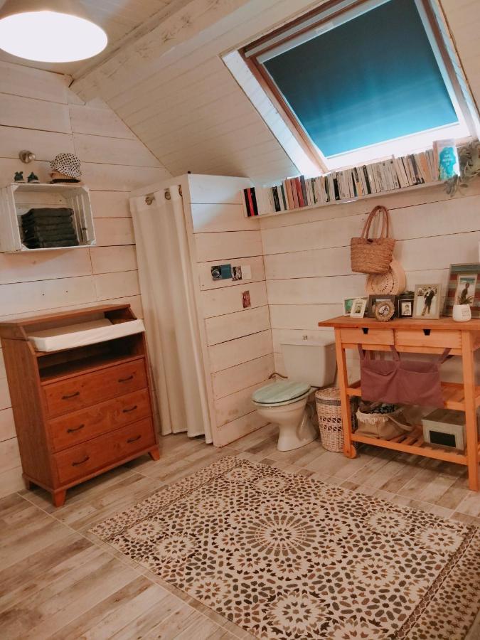 Chambre Familiale Anna "Mon Lit Au Pre" , Jusqu'A 4 Adultes Et 2 Enfants Avec Piscine Familles, Couples Ou Femmes Seulement Pontours Exterior photo