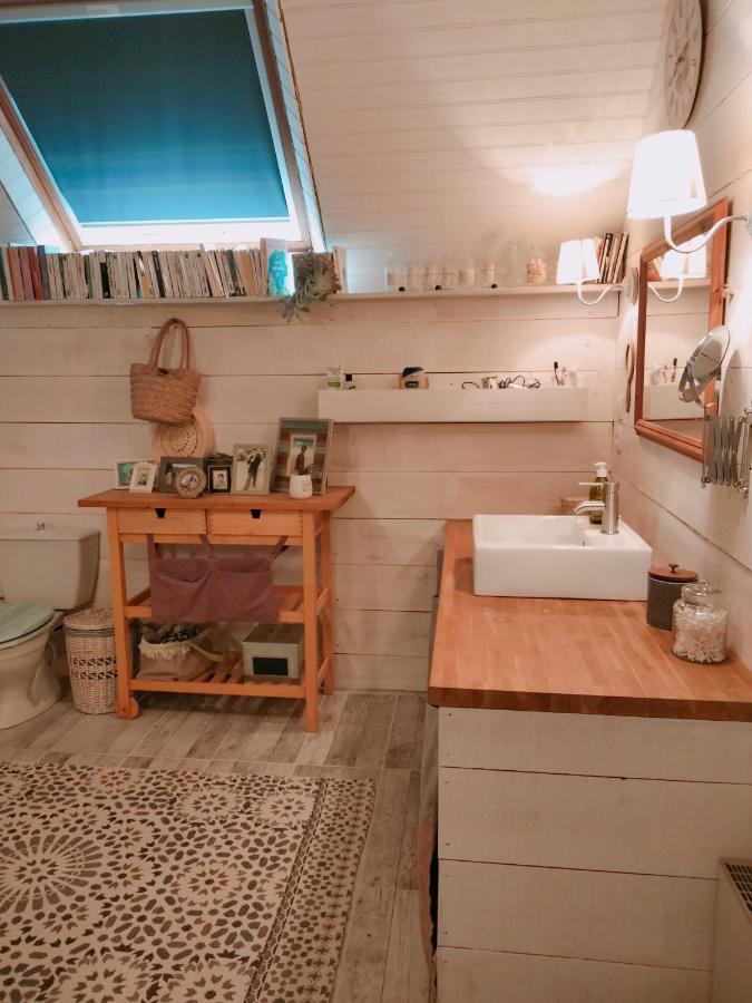 Chambre Familiale Anna "Mon Lit Au Pre" , Jusqu'A 4 Adultes Et 2 Enfants Avec Piscine Familles, Couples Ou Femmes Seulement Pontours Exterior photo